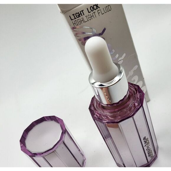 New About Face Highlight Fluid Light Lock - Picture 3 of 7